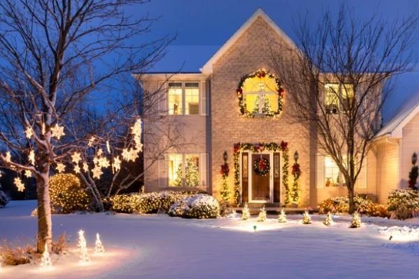 Stately home with Christmas lights displayed | The Grounds Guys of Gettysburg